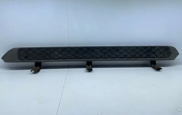 Nissan Pathfinder R51 Sill