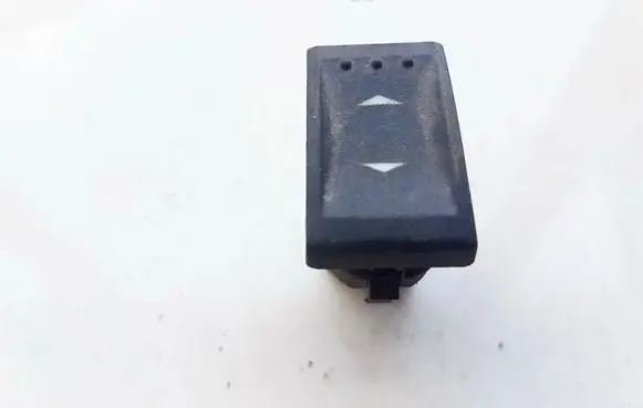 Ford Mondeo Mk III Electric window control switch 1S7T14529
