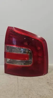 Skoda Octavia Mk2 (1Z) Rear/tail lights 1Z9945096