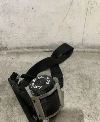 Mini One - Cooper R50 - 53 Front seatbelt