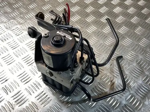 Volvo V50 ABS Pump 30794728 30794730AA