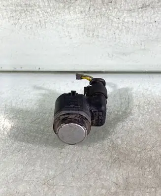 BMW 5 F10 F11 Parking PDC sensor 9173106