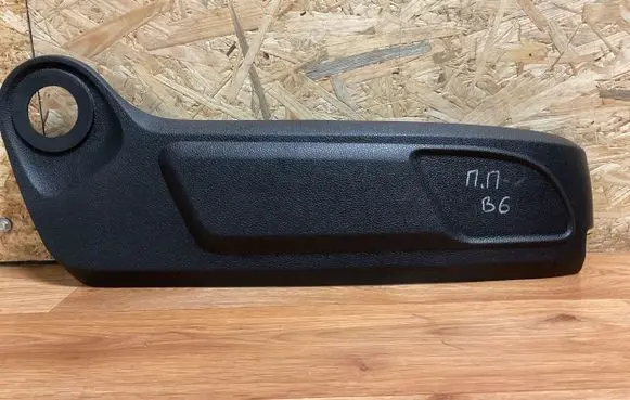 Volkswagen PASSAT B6 Front door seat control surround trim 348544 32449 0529800