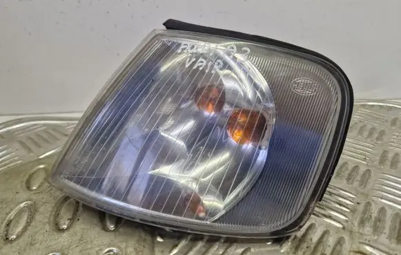 Audi A3 S3 8L Front indicator light 963285