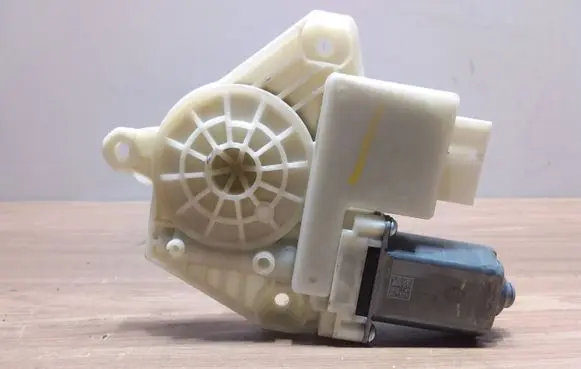 Skoda Fabia Mk3 (NJ) Rear door window regulator motor 6V0959812A