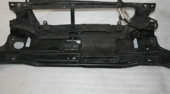 Volvo XC70 Top upper radiator support slam panel