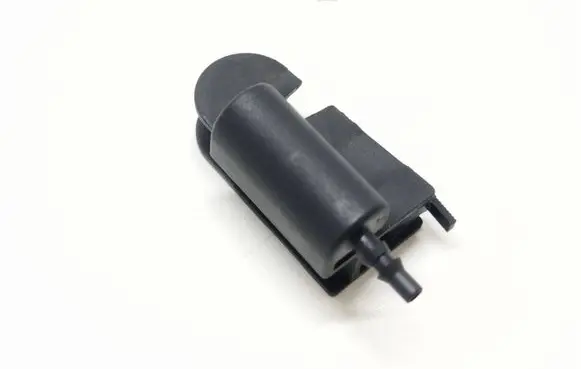 Windshield washer spray nozzle