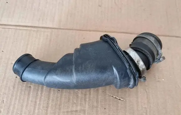 Volvo XC60 Air intake hose/pipe 30778734