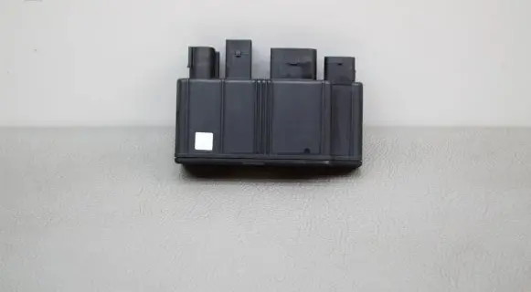 BMW X1 F48 F49 Current control relay 8647841