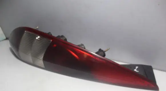 Ford Mondeo Mk III Rear/tail lights