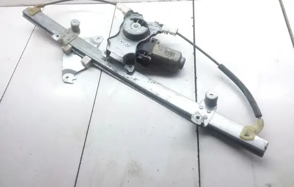 Nissan Almera Tino Front door window regulator with motor 400698