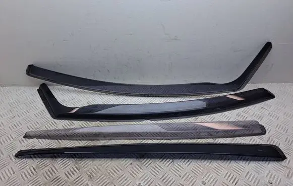 Toyota Corolla Verso AR10 Front door wind deflector