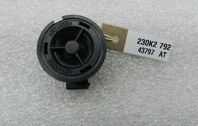 Opel Corsa E Front door high frequency speaker 528393184
