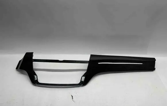Mercedes-Benz GL X166 Dashboard glove box trim A166680 4757400