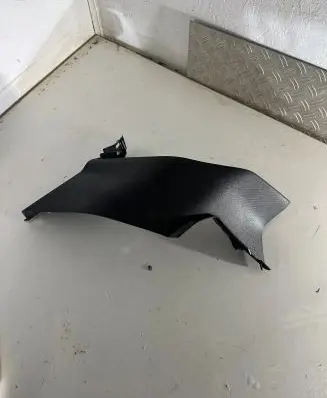 BMW iX (C) pillar trim 11788 117842