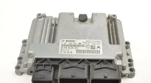 Peugeot 208 I Engine control unit/module ECU 9678495980