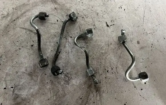 Ford Transit Custom Fuel injector supply line/pipe 