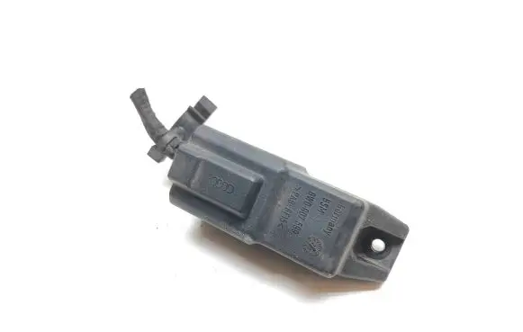 Audi A4 S4 B9 8W Glow plug pre-heat relay 8W0907599