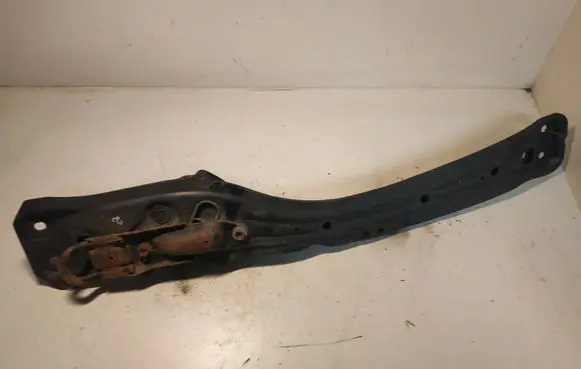 Toyota Avensis T220 Front subframe