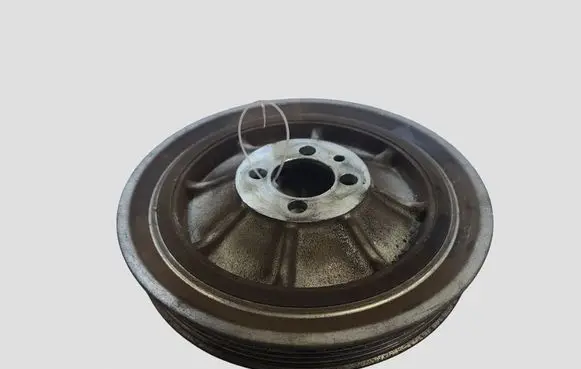 Opel Astra J Crankshaft pulley 55586935