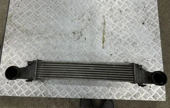 Mercedes-Benz E W211 Intercooler radiator A2115002602