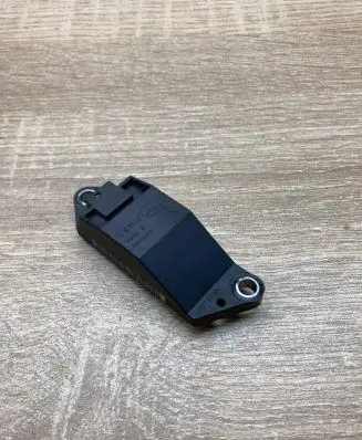 Mercedes-Benz CLS C219 Airbag deployment crash/impact sensor A0018209326