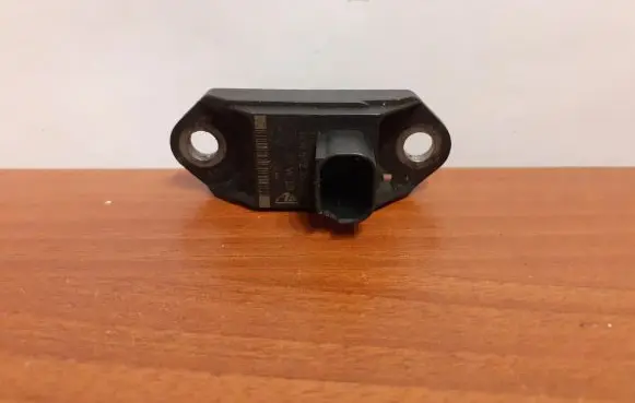 Mercedes-Benz S W221 Acceleration sensor 0045423518 3460
