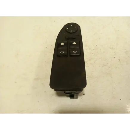 BMW 5 E39 Electric window control switch 8368988