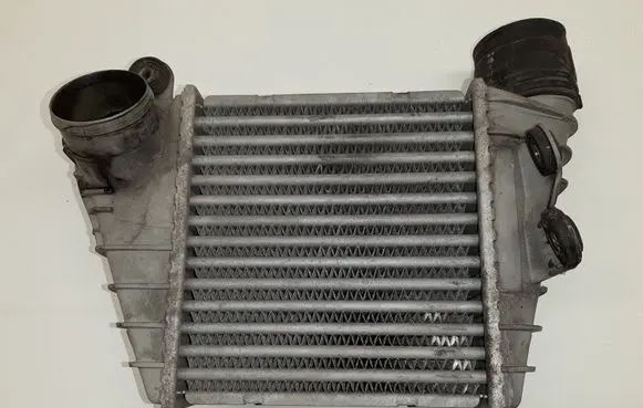 Audi A3 S3 8L Intercooler radiator 1J0145805 1J0145805D