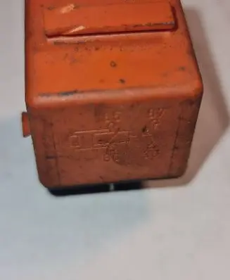 Volkswagen Golf III Other relay 0332019456 1378238