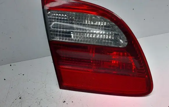 Mercedes-Benz E W211 Tailgate rear/tail lights A2118202964