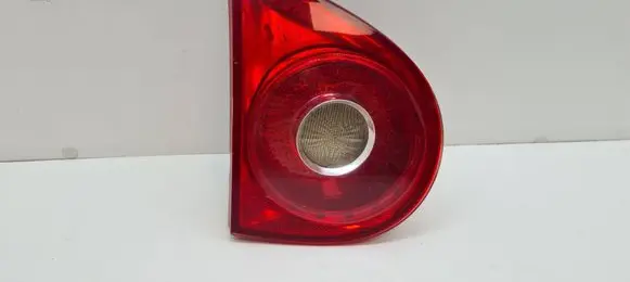 Volkswagen Golf V Tailgate rear/tail lights 1K6945093F