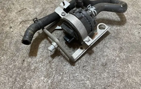 Volkswagen ID.3 Electric auxiliary coolant/water pump 9J1965567B
