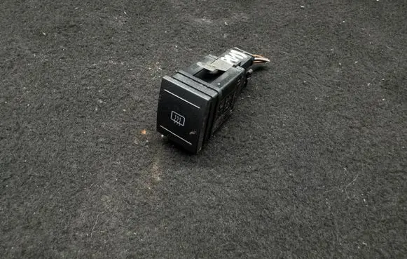 Volkswagen Polo Windscreen/window heater switch 6Q0959621