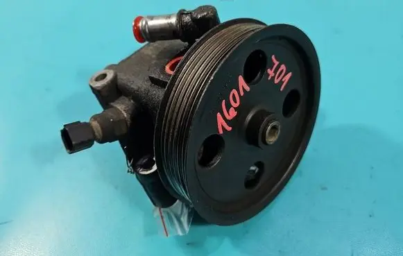 Ford Focus Power steering pump 4M513A696AD IMPRK1601701