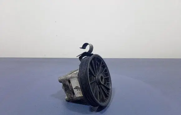 Volvo S60 Power steering pump 