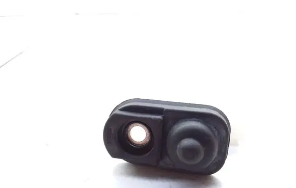 Suzuki Liana Front door sensor 