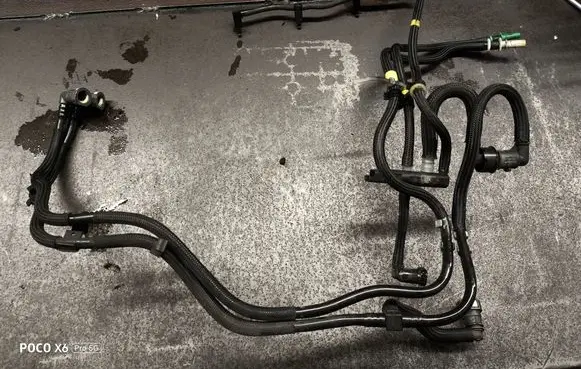 Ford Focus Fuel return line/hose
