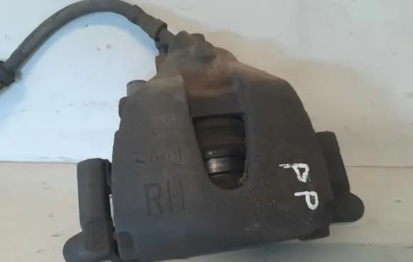 Ford Focus C-MAX Front brake caliper 814
