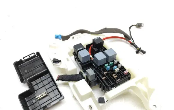 Volvo S90, V90 Fuse box set 31384034 31384027