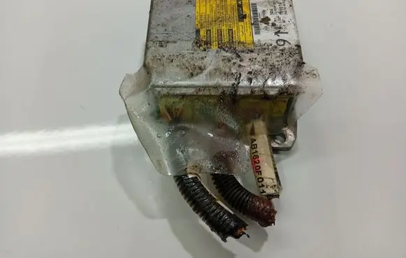 Toyota Corolla Verso AR10 Airbag control unit/module 213819107