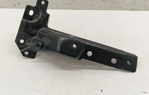 Renault Arkana Other engine bay part