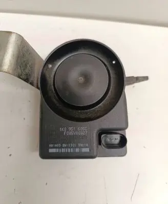 Audi A6 Allroad C6 Alarm system siren 1K0951605C