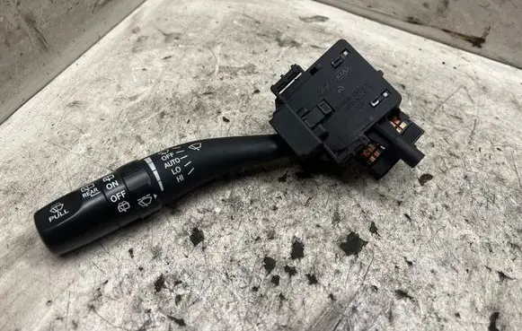 Hyundai Santa Fe Wiper control stalk 202005765