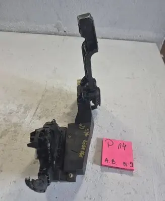 Ford Mondeo Mk III Front door lock 4S71X219A65AB