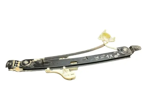 Seat Altea XL Rear window lifting mechanism without motor