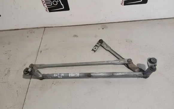Skoda Octavia Mk2 (1Z) Front wiper linkage 1Z1955023E