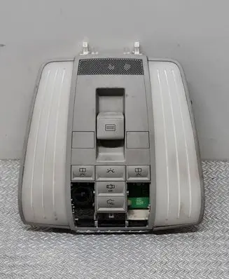 Mercedes-Benz E W212 Front seat light A2129001906 A2129018302 A2129029302