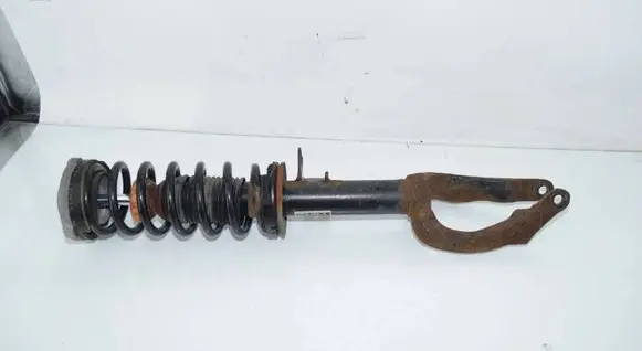 BMW 5 GT F07 Front shock absorber with coil spring 6798152 31316798152 6793722