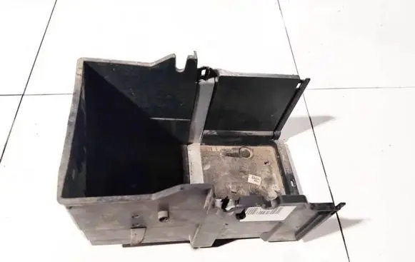 Ford Focus Battery bracket am5110723ab am51-10723-ab